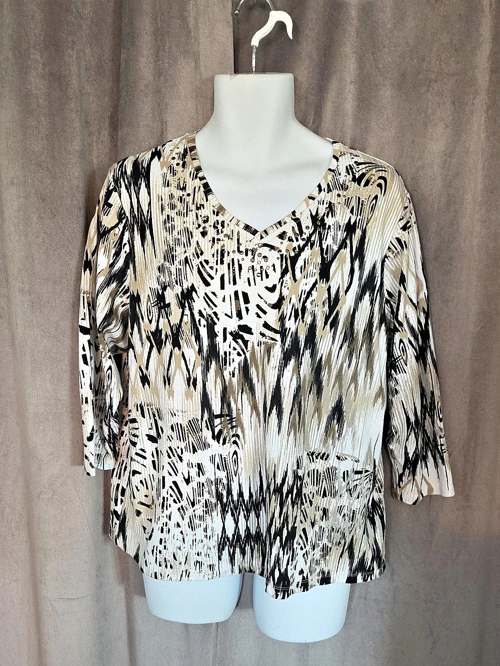 Alia Abstract Print Top in Beige & Black Size XL Like New